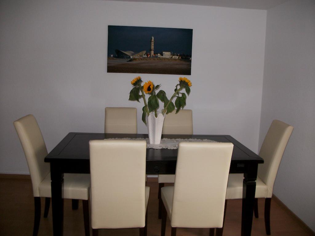 Ferienwohnanlage Bruckner Apartment Rostock Room photo